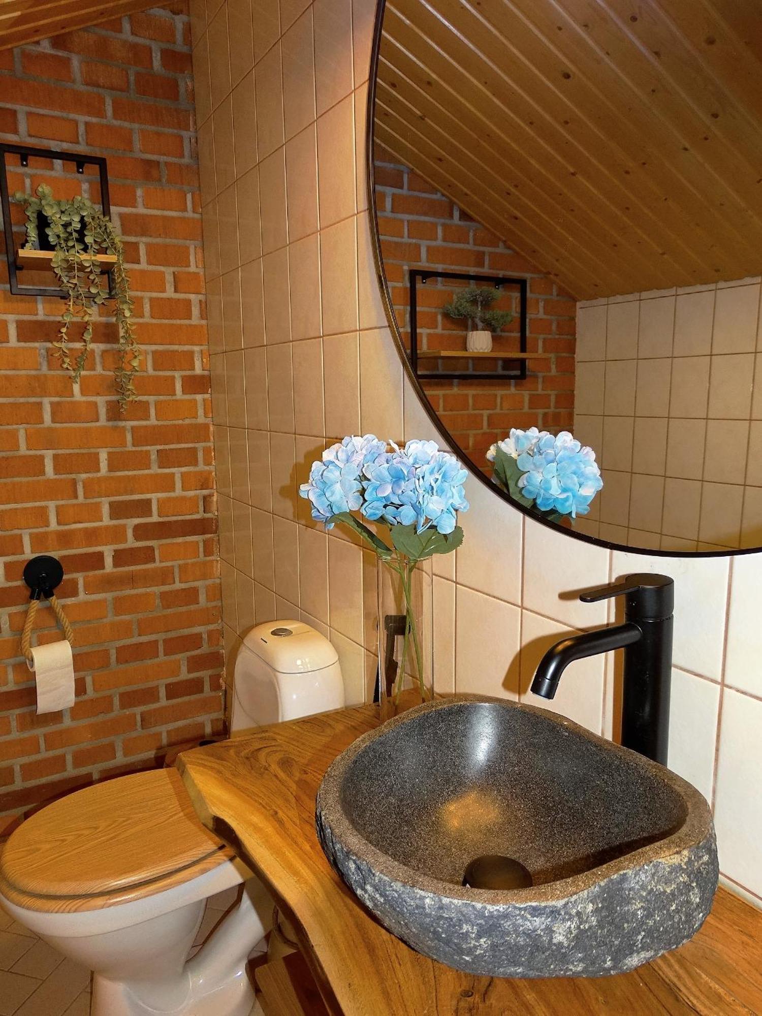 Botnia Hotel & Restaurant Kruunupyy Buitenkant foto